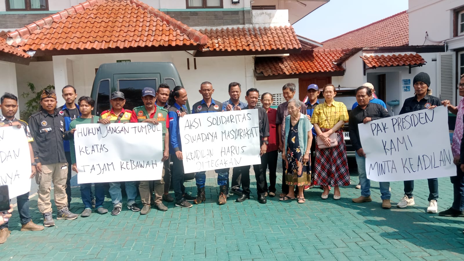 Puluhan LSM Kota Pekalongan Kecam Hakim Setelah Beri Putusan Satu Keluarga di Kota Pekalongan Bersalah