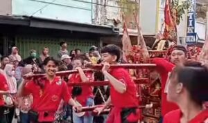 Klenteng Po An Thian Kirab 10 Patung Dewa diarak Keliling Kota Pekalongan